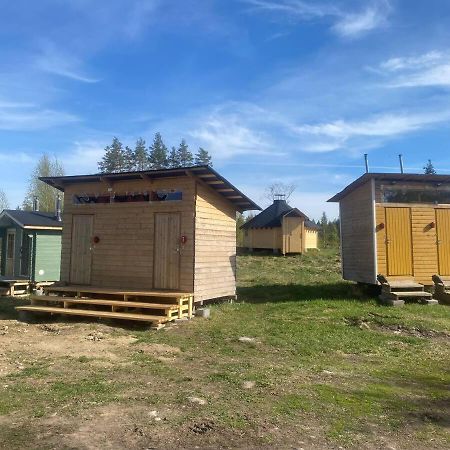 Niiralan Tila : Starlite Cabin Laitila Extérieur photo