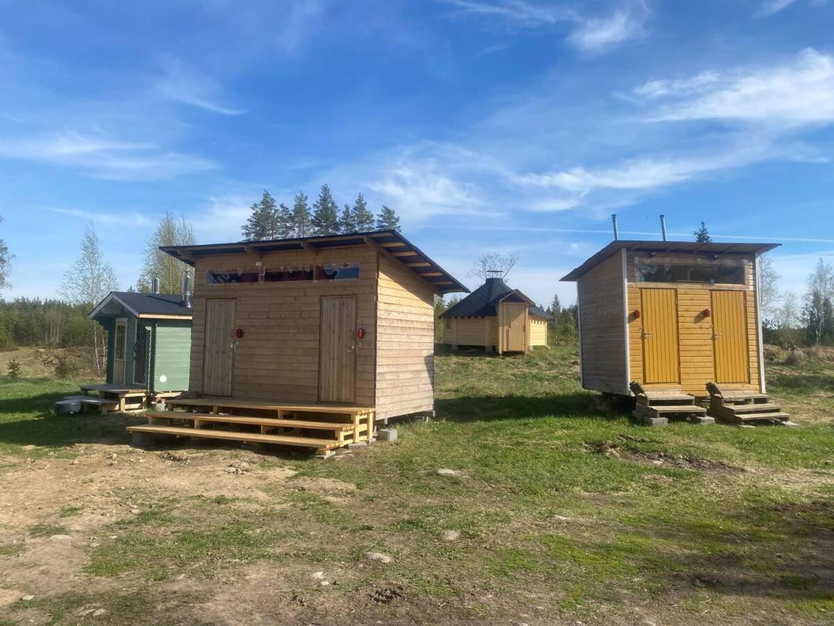 Niiralan Tila : Starlite Cabin Laitila Extérieur photo